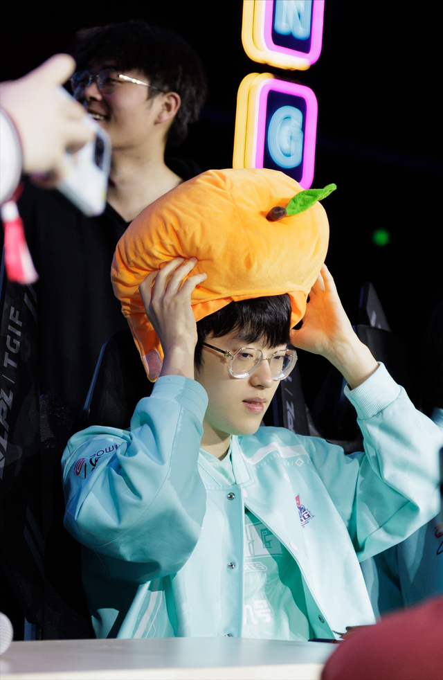 金年会官网首页- Scout迎来五赛季出色发挥，热火观众热烈欢呼！全场沸腾不已